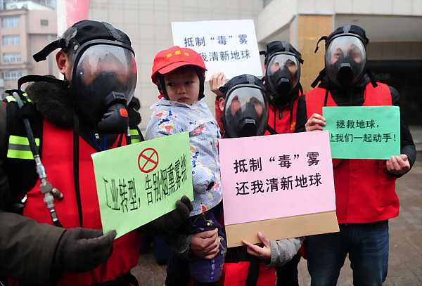 china-air-pollution-gas-masks_DCE