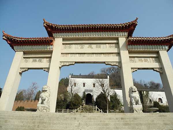 Laoye Temple's gate