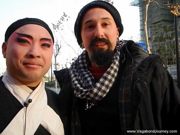 wade-shepard-with-chinese-apera-actor