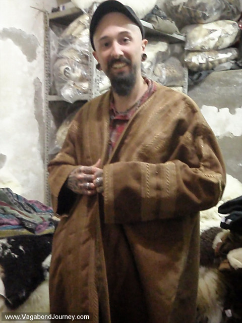 wade in bedouin robe in damascus
