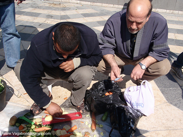 vegetable peeler salesman in syria