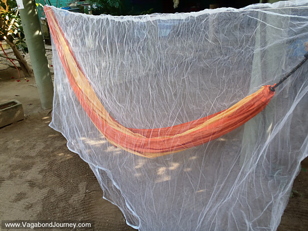 How to Make a Mosquito Net for a Hammock